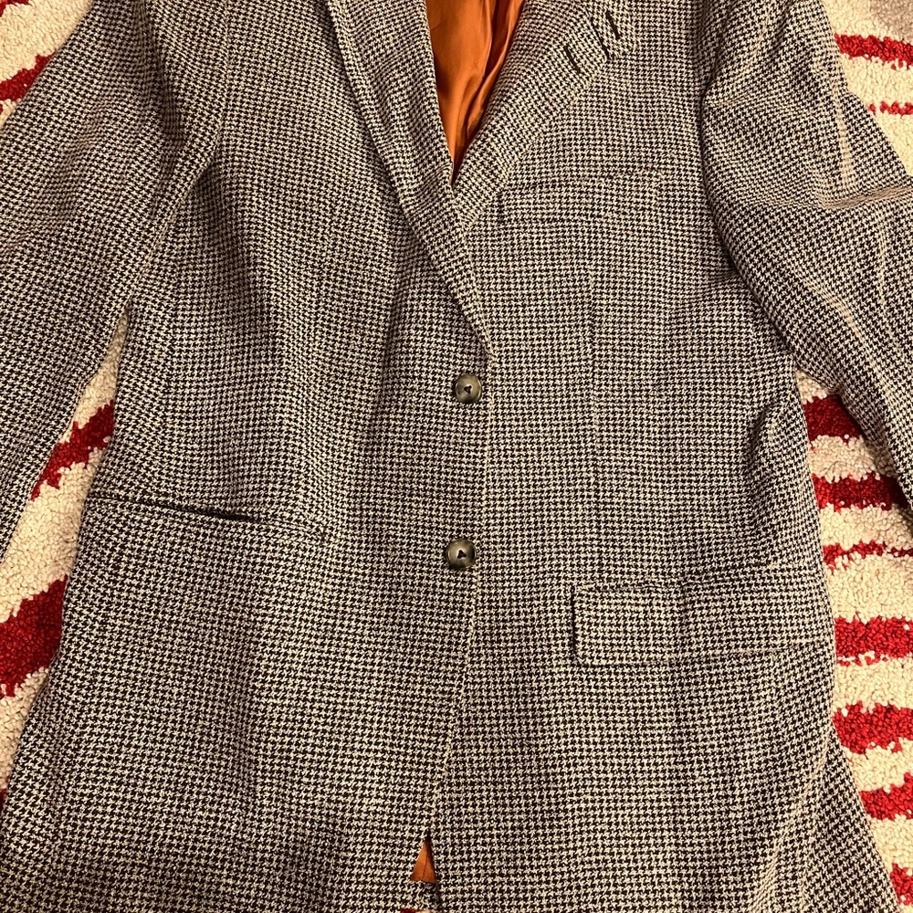Sorrani Blazer blazer in excnt condition. tagged at 48R EU = 38R US UK